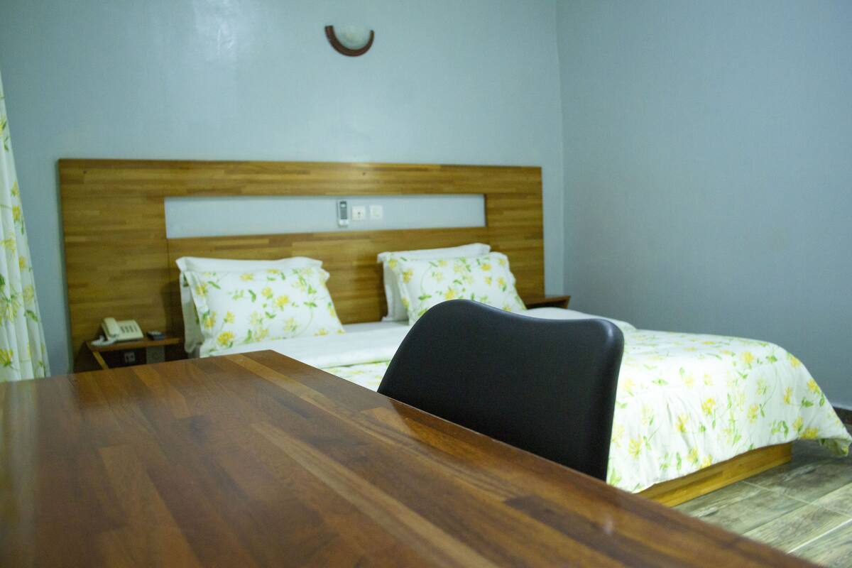 Basic Double Room
