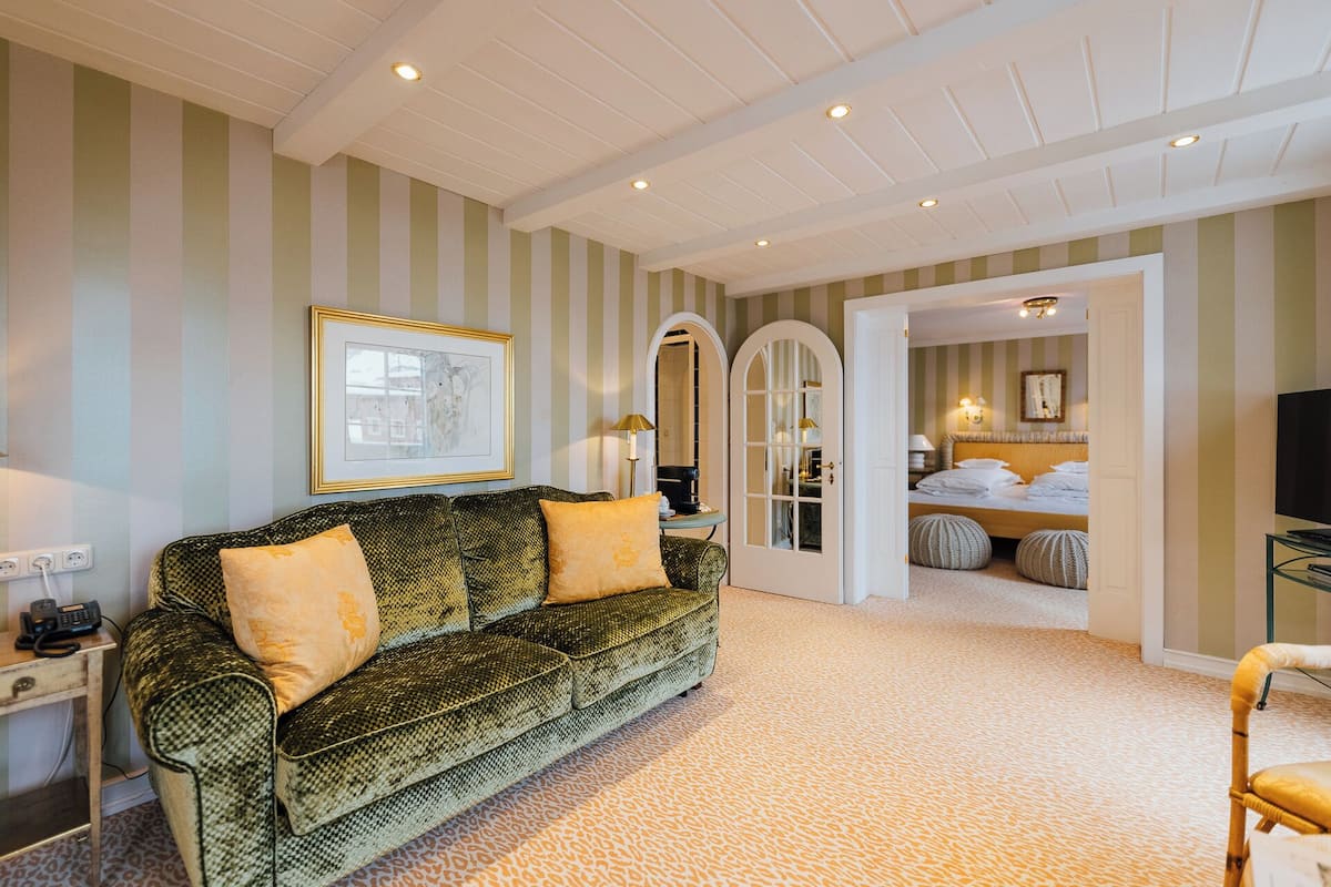 1 chambre, coffres-forts dans les chambres, décoration personnalisée