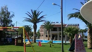 Outdoor pool, open 9:00 AM to 7:00 PM, sun loungers - The Elizabeth (Corfu)