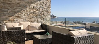 Rustic Beach Concon