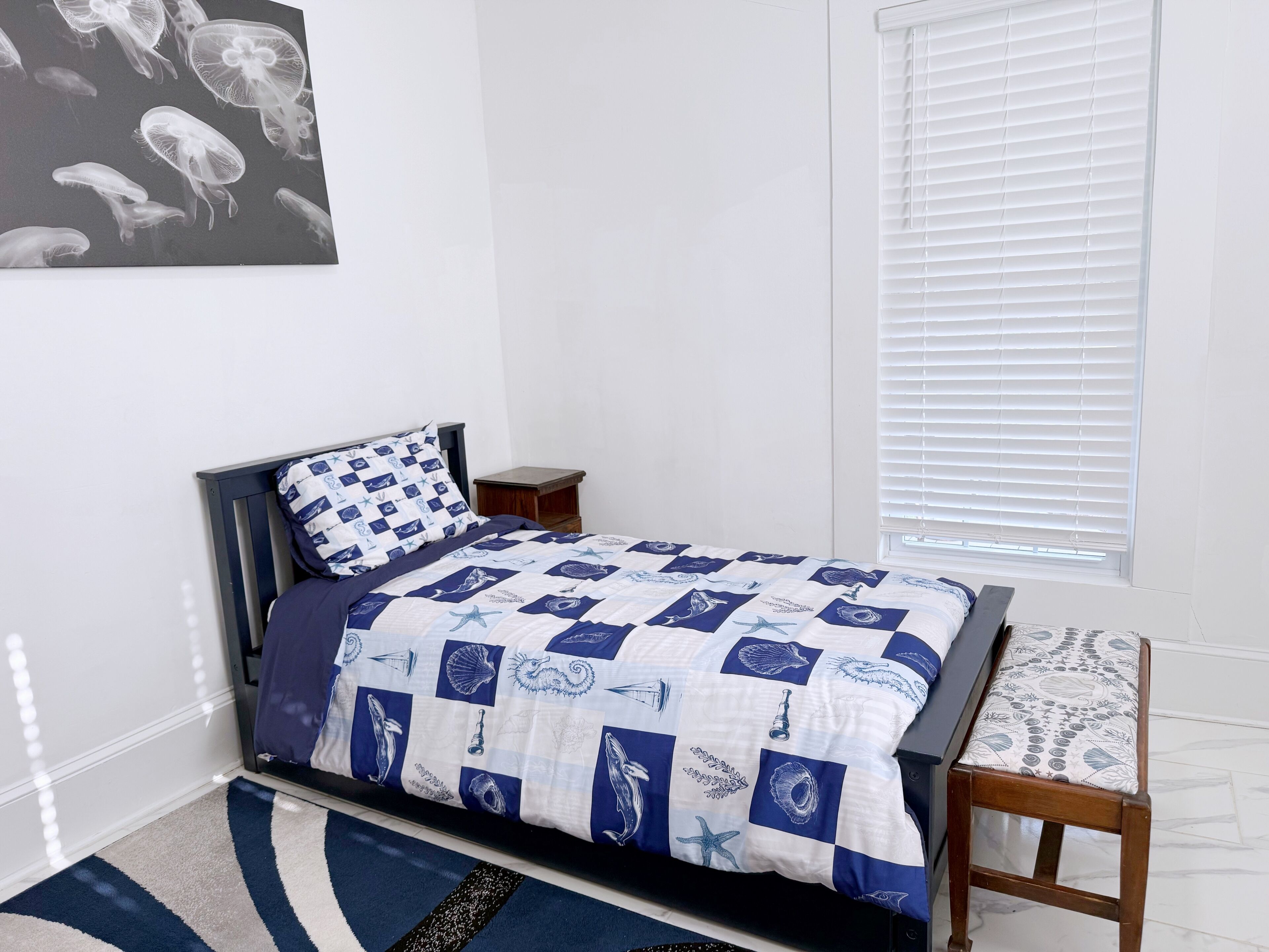 2 bedrooms, WiFi (free), bed sheets