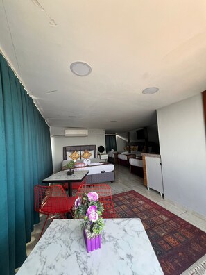 Panoramic Penthouse, Non Smoking, Sea View | Living area | TV - Galaxy Hotel Sultanahmet (Istanbul)