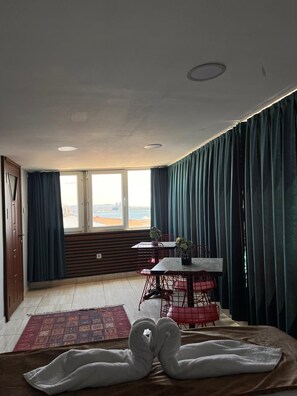 Panoramic Penthouse, Non Smoking, Sea View | Living area