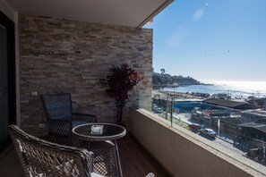 إطلالة من الشرفة