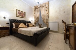 Free minibar items, desk, free WiFi, bed sheets