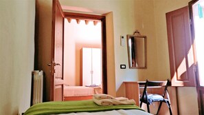 2 chambres, bureau, fer et planche à repasser, Wi-Fi