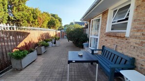 Habitación Deluxe (2) | 1 dormitorio, cortinas opacas, wifi gratis y ropa de cama