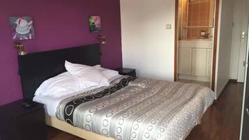 Comfort tweepersoonskamer | Gratis wifi, beddengoed