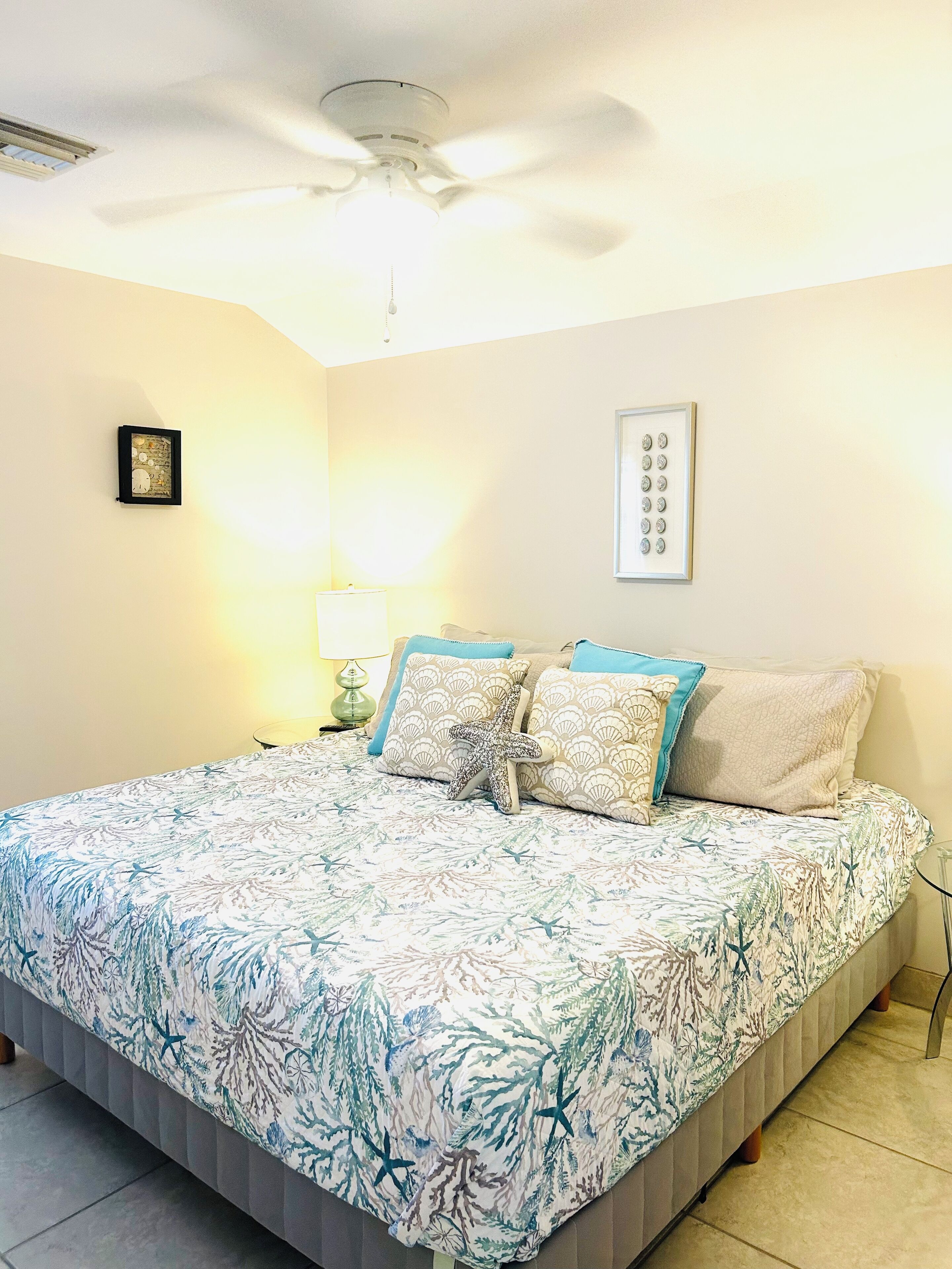 1 室のベッドルーム、WiFi、ベッドシーツ