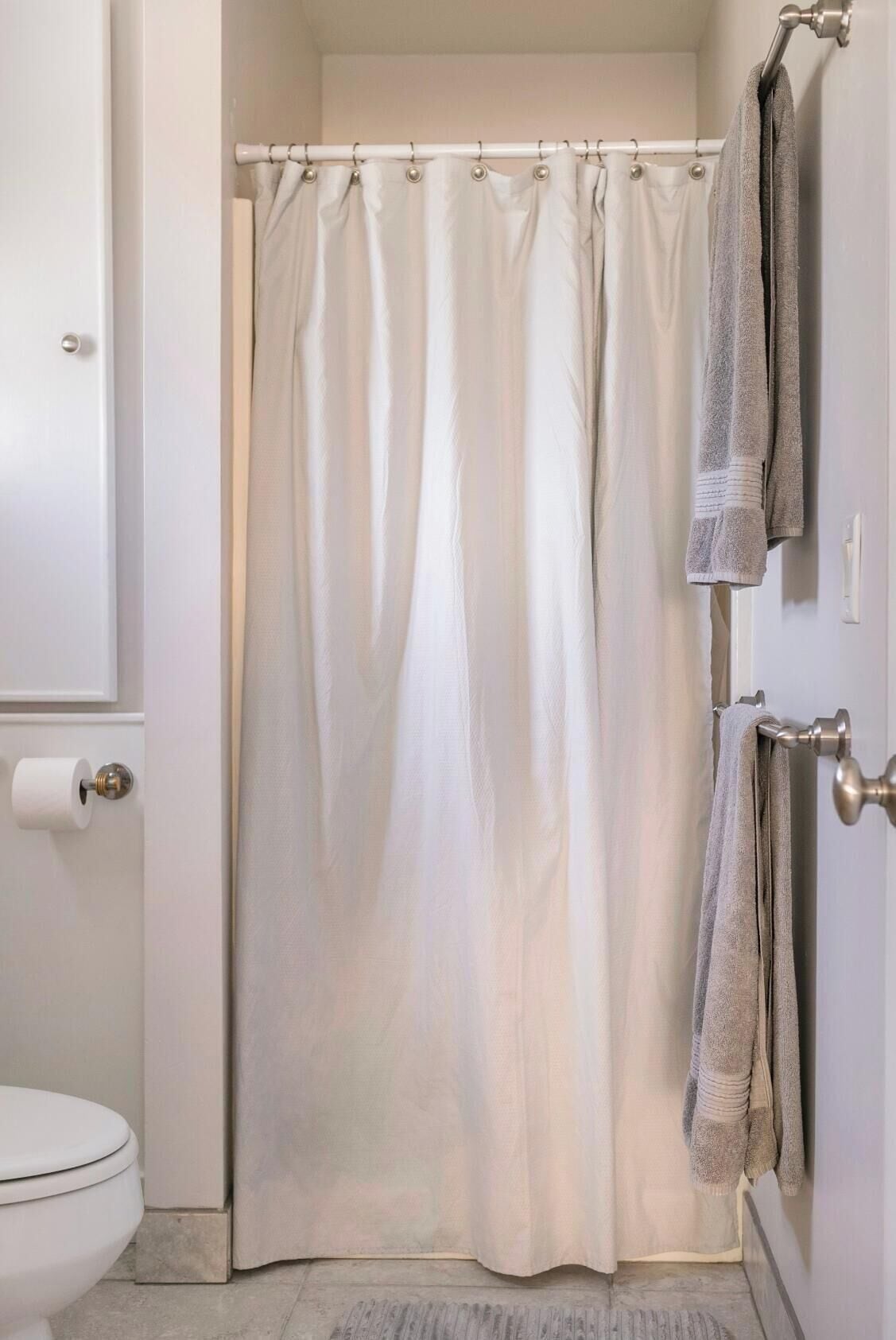 Shower, towels