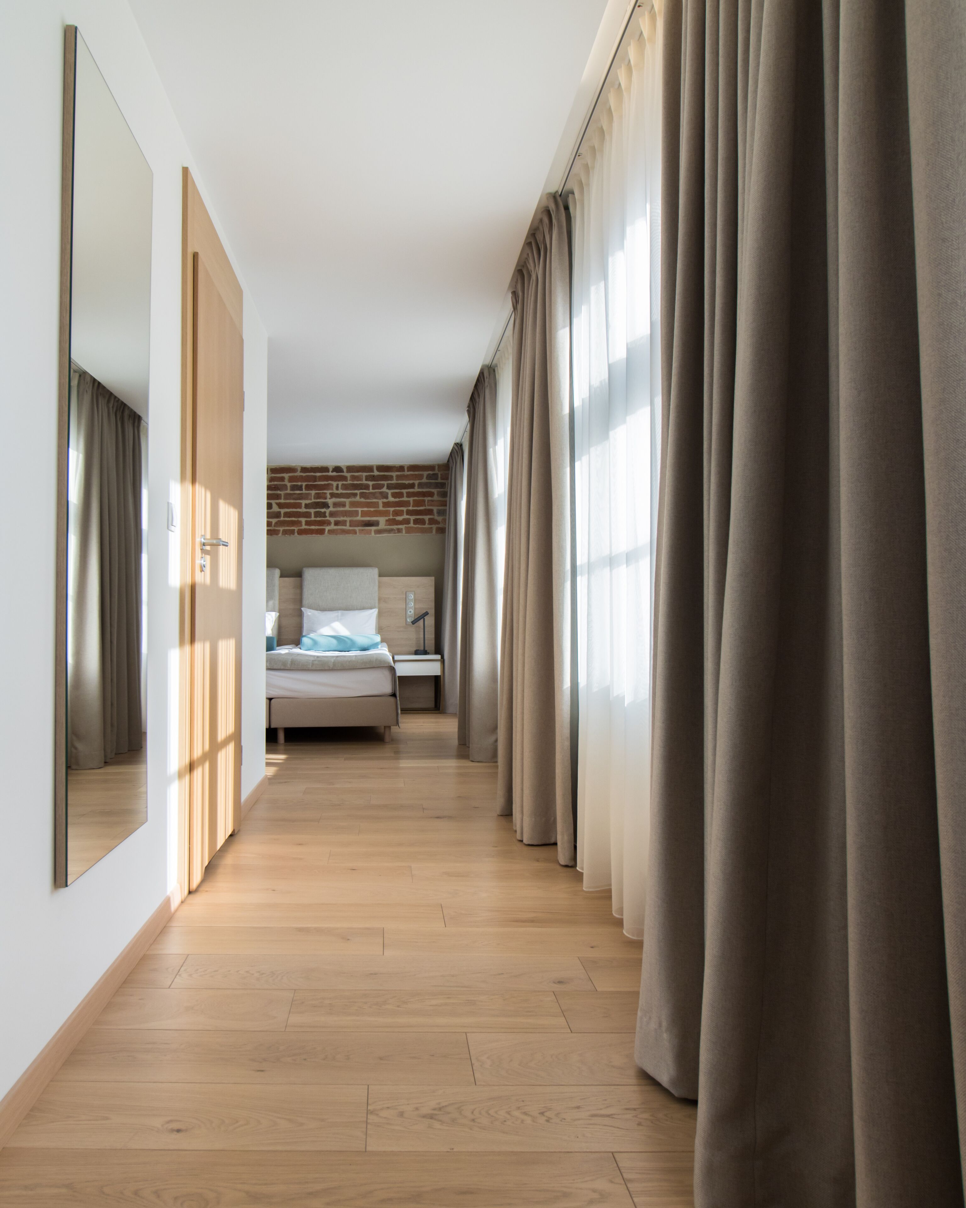 Standard-Apartment (Suite) | Minibar, Zimmersafe, Schreibtisch, kostenloses WLAN