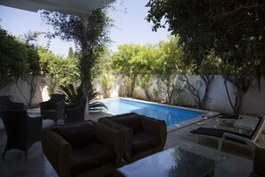 Exterior - Villa Malaga (Carthage)