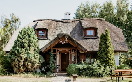 TV de tela plana. Hotel Osada Karbówko Wellness & Spa