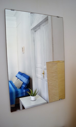 Quarto casal econômico, banheiro compartilhado | Individualmente decorados, individualmente mobiliados