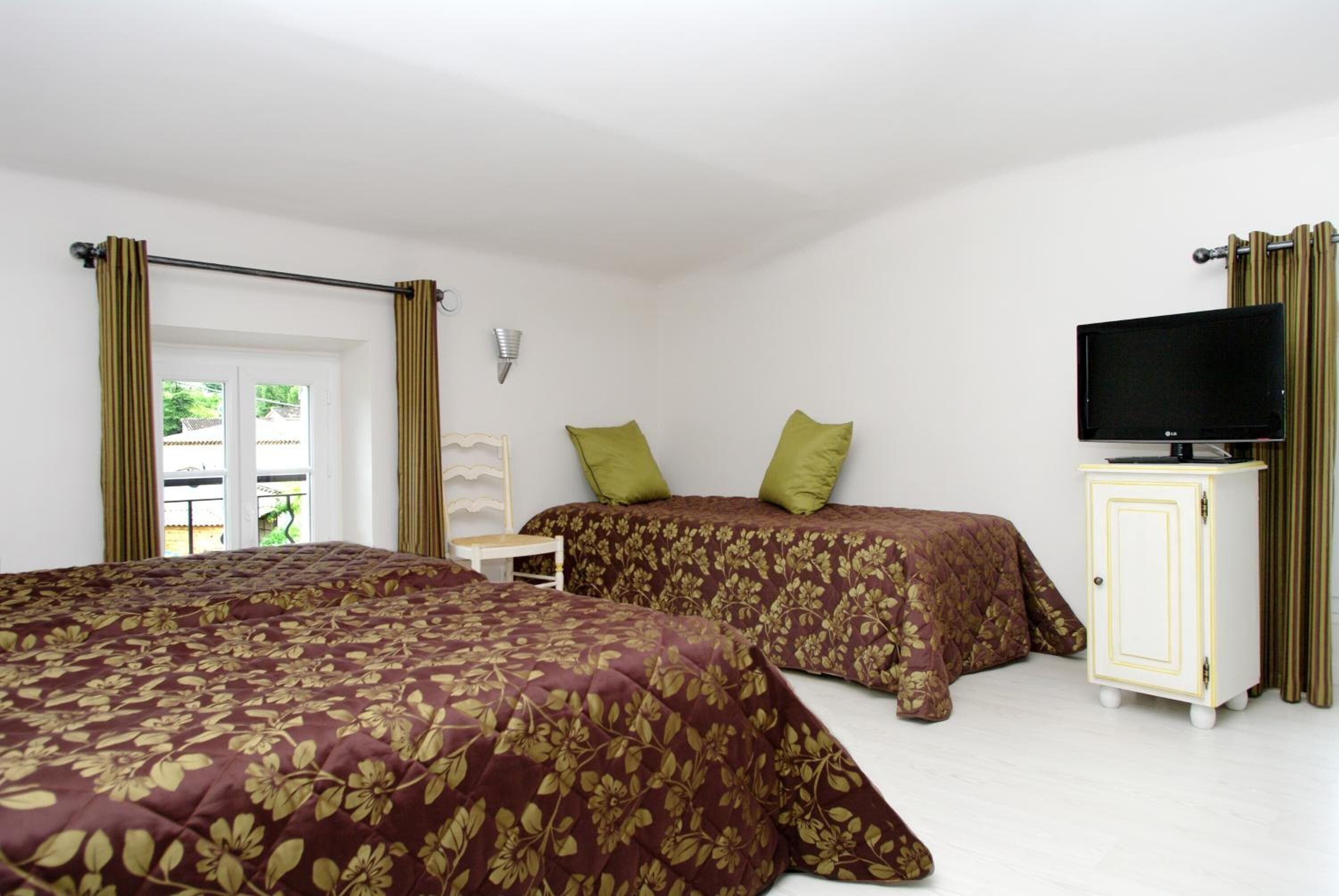 1 bedroom, blackout curtains, free wifi