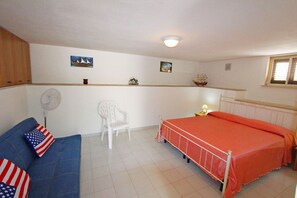 Villa, 3 chambres, non-fumeur | Fer et planche à repasser, Wi-Fi (supplément)