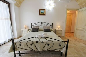 Villa, 2 Schlafzimmer, Nichtraucher | 2 Schlafzimmer, Bügeleisen/Bügelbrett, kostenloses WLAN