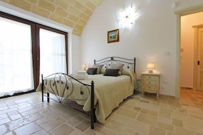 Villa, 2 Bedrooms, Non Smoking | 2 bedrooms, iron/ironing board, free WiFi - Villa Luce (Castrignano del Capo)