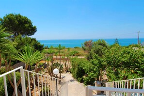 Villa, 1 Bedroom, Non Smoking | Balcony view