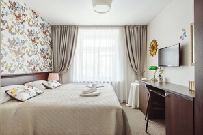 Art Double or Twin Room | Free WiFi, bed sheets - Art Hotel Bohema (Klaipeda)