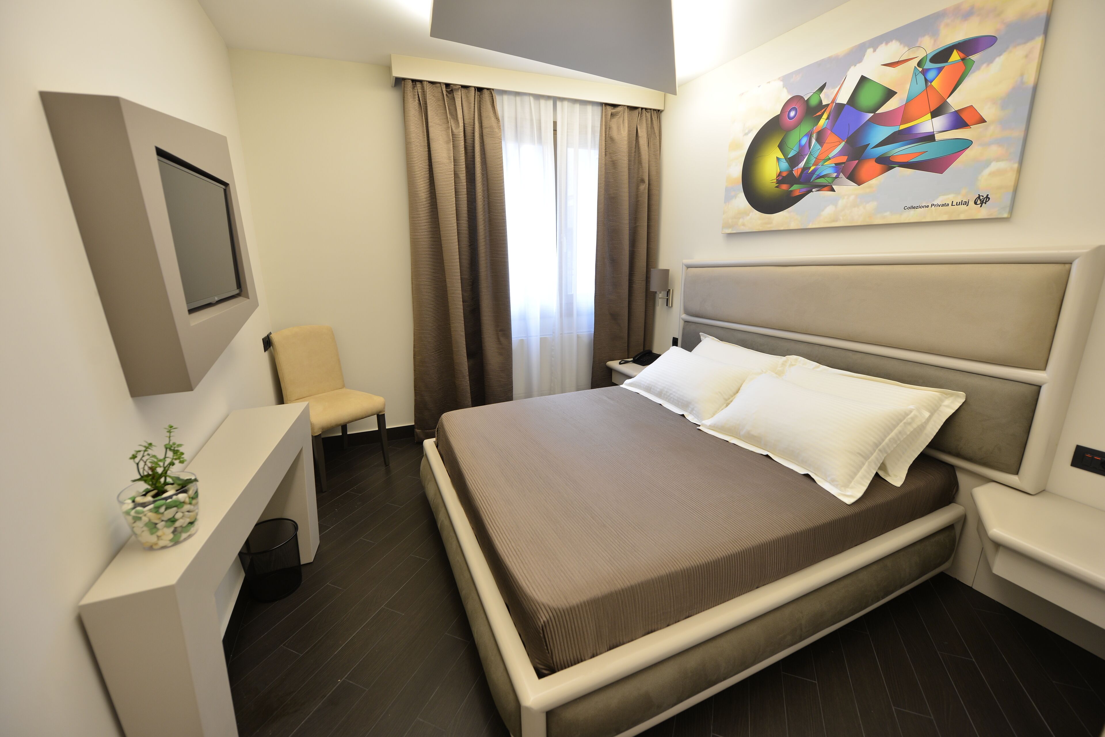 standard room | 1 bedroom, desk, free wifi