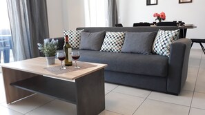 Maison, 2 chambres | Salle de séjour