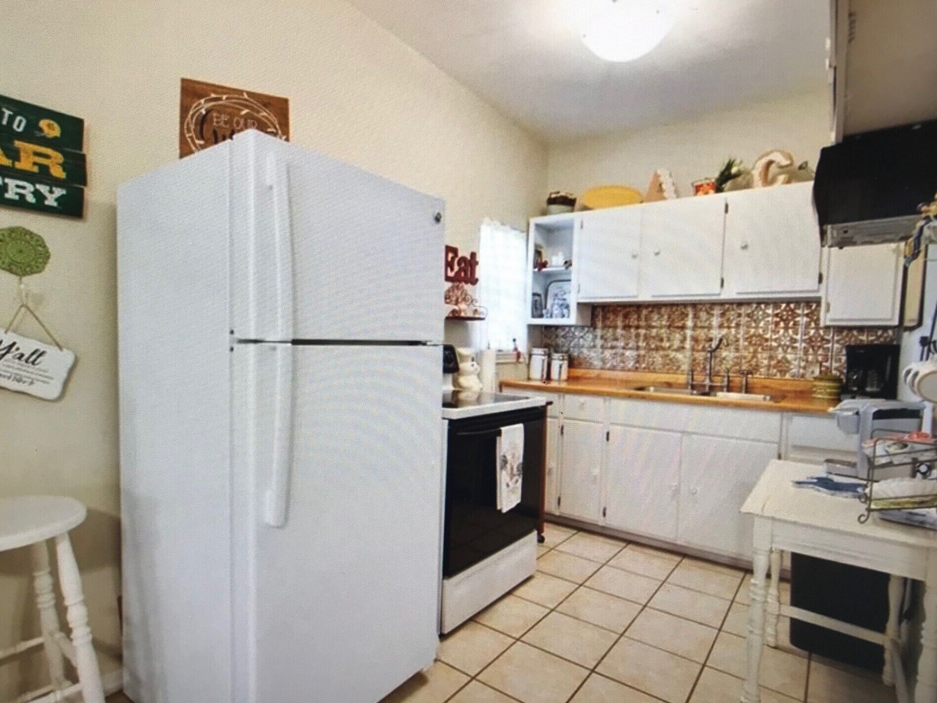 Anita's Cottage is only 15 minutes from Baylor, & Magnolia Silos!