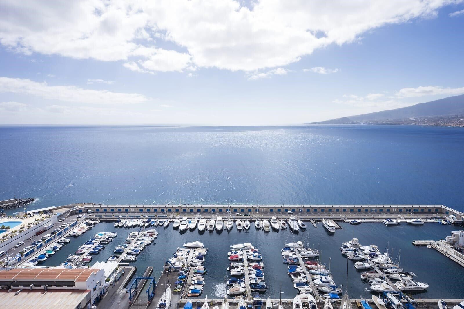 Pemandangan pantai/laut