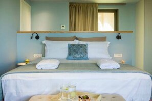 5 bedrooms, soundproofing, iron/ironing board, internet - Villa Onore - Luxurious pool jacuzzi (Dassia)
