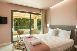 5 bedrooms, soundproofing, iron/ironing board, Internet - Villa Onore - Luxurious pool jacuzzi (Dassia)