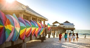 Beach nearby, sun loungers, beach towels