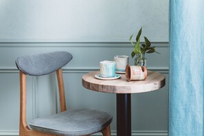 Standard Double Room (Working HOY) | Living area