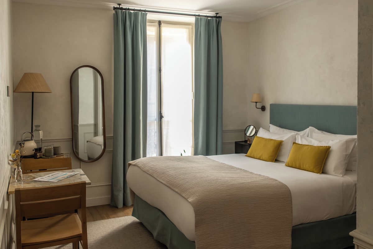 Wifi gratis y ropa de cama 