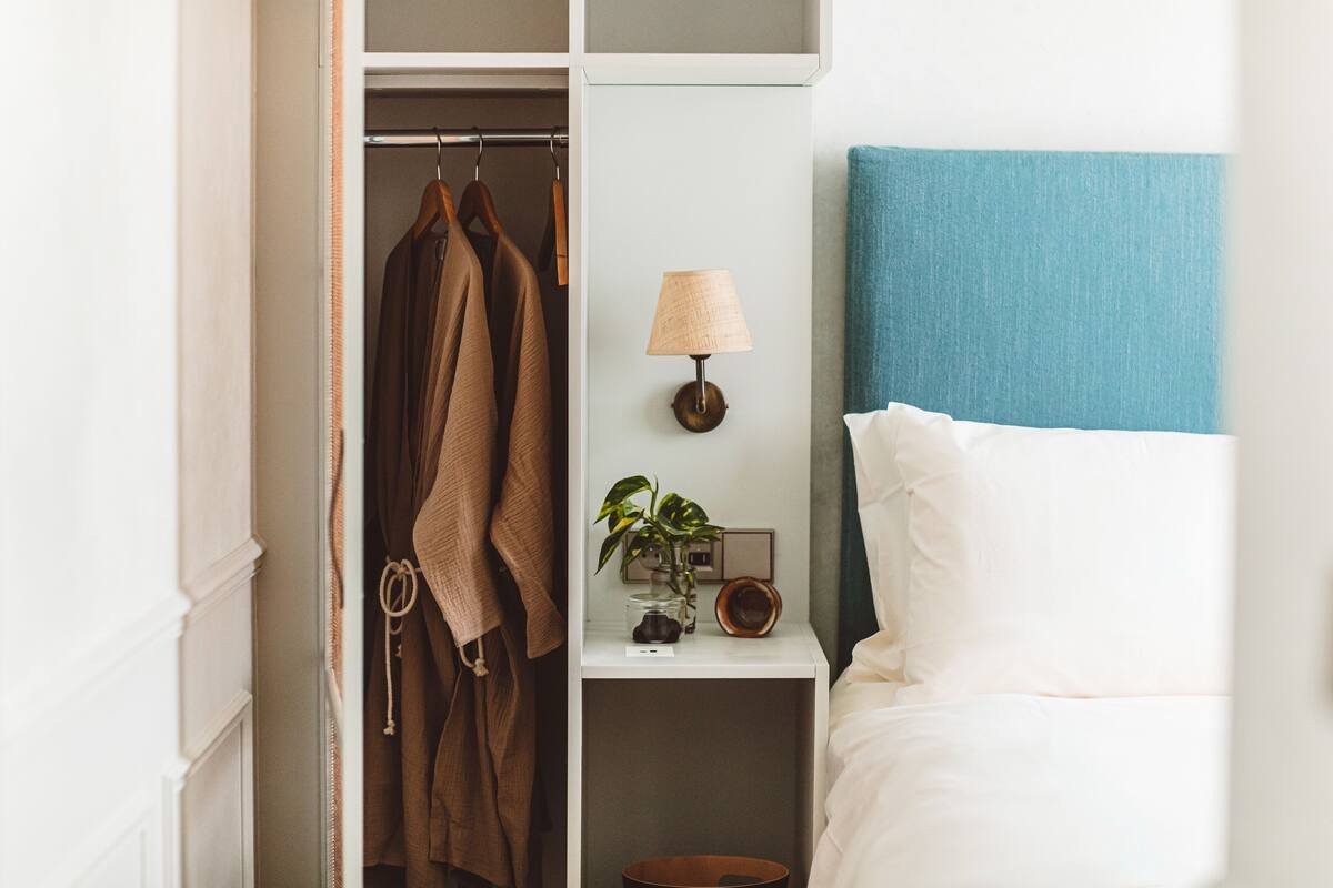 Wifi gratis y ropa de cama 
