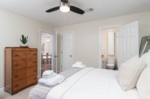 1 soveværelse, strygejern/strygebræt, gratis Wi-Fi, sengetøj