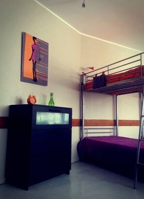 Slaapzaal, gemengd (Laranja) | Verduisterende gordijnen, gratis wifi, beddengoed