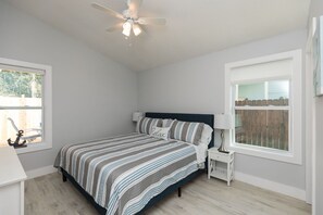 2 Schlafzimmer, Bügeleisen/Bügelbrett, kostenloses WLAN, Bettwäsche