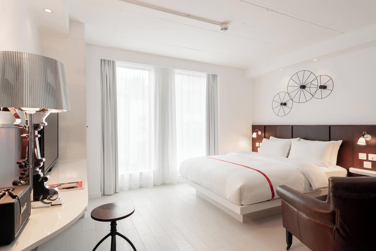 Wow Room | Ropa de cama de alta calidad y caja de seguridad en la habitación