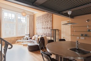 Apartment | Living room