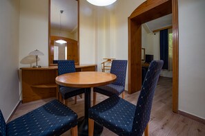 Estudio clásico | Sistema de insonorización, wifi gratis, ropa de cama