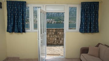 Classic Studio | Soundproofing, free WiFi, bed sheets