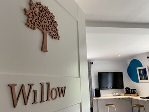 Design Double Room (Willow) | Room amenity - Copperbeech Bed and Breakfast (Saxmundham)