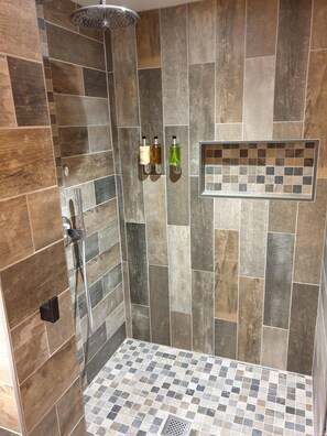 Superior Suite (Copperbeech) | Bathroom