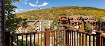 WALK TO TOWN LIFT - Condo rénové de la vieille ville 3 BDRM - pour 6 personnes