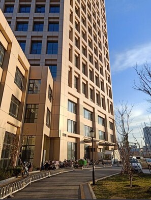Exterior detail - Tianjin Yujingxuan Boutique Apartments (Tianjin)