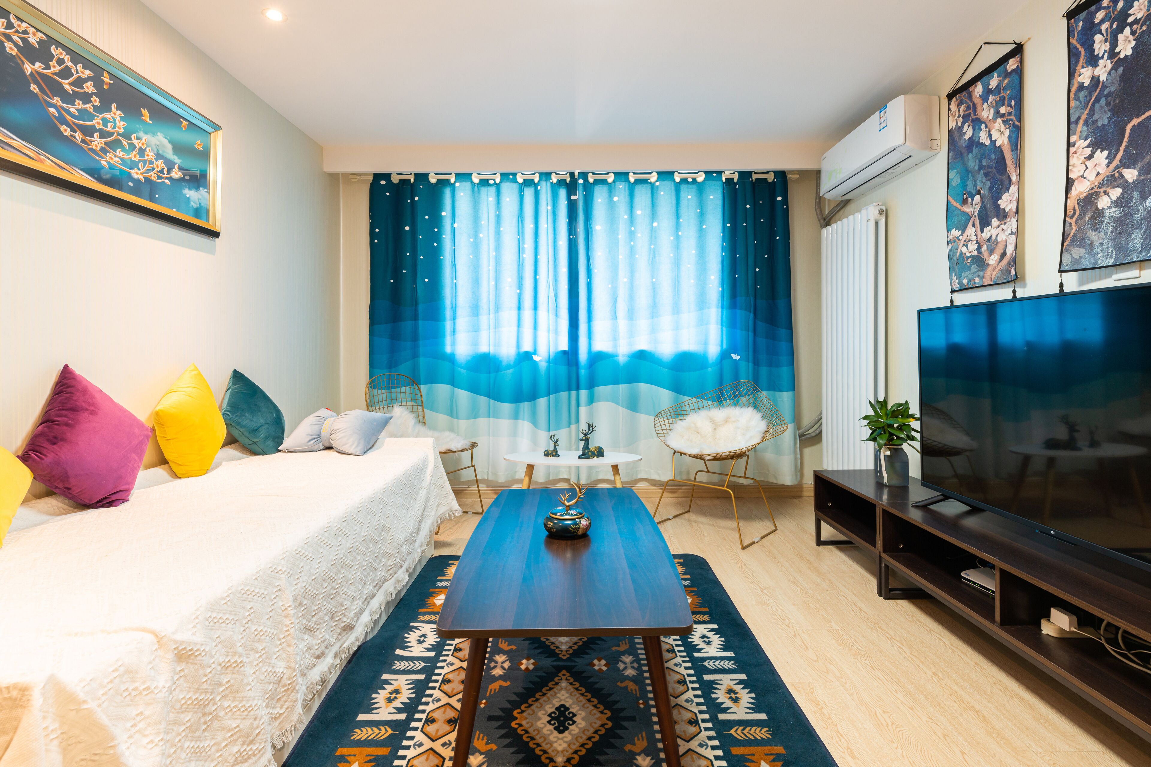 Elite Apartment, 2 Bedrooms, City View | Living area | Smart TV, smart speakers