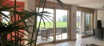 Seetraum vacation apartment - high above the lake, spacious with a large balcony