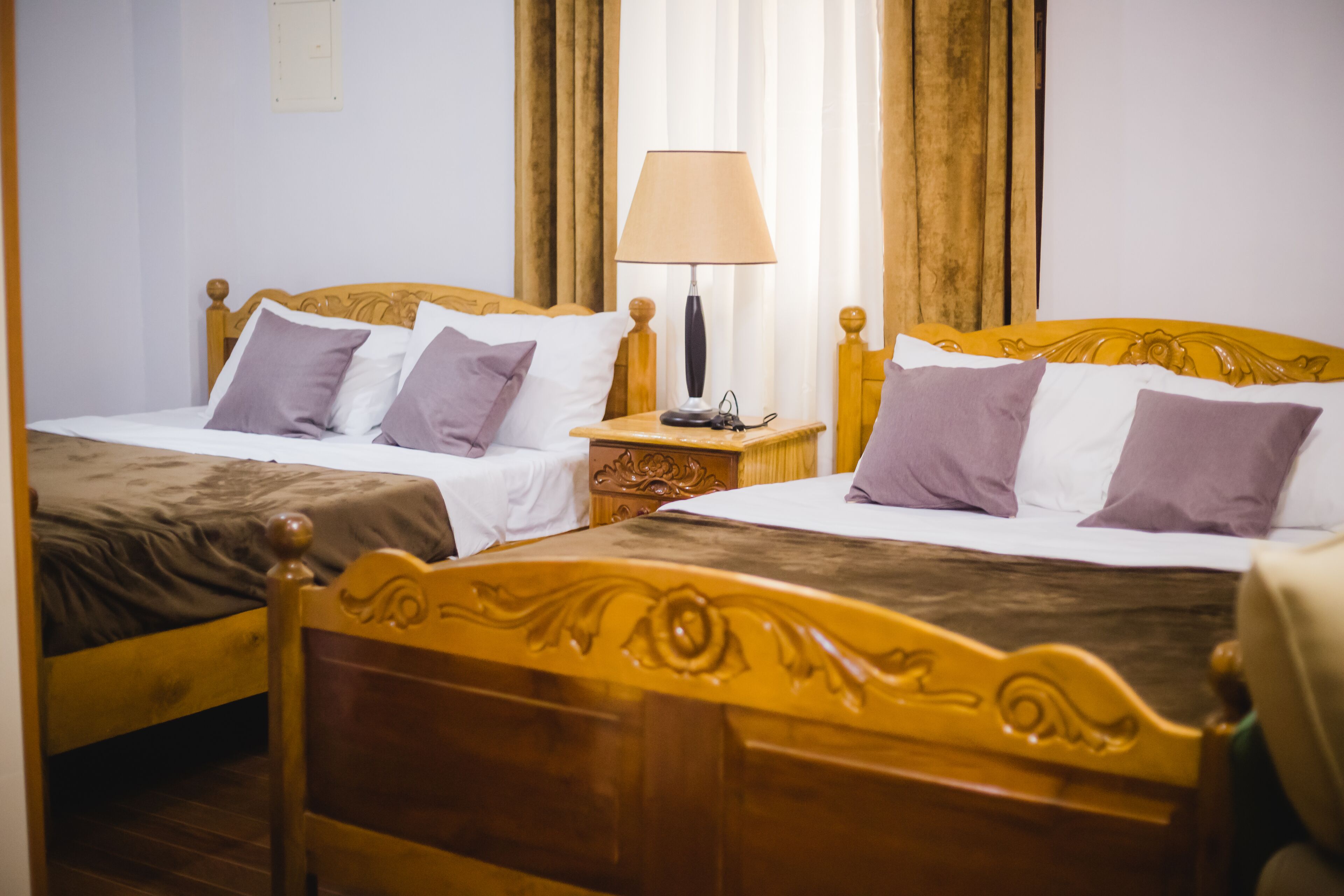 Caja fuerte, wifi gratis, ropa de cama