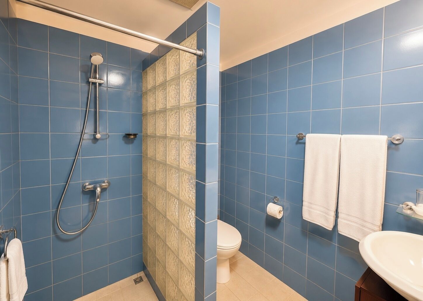 Deluxe Double Room | Bathroom