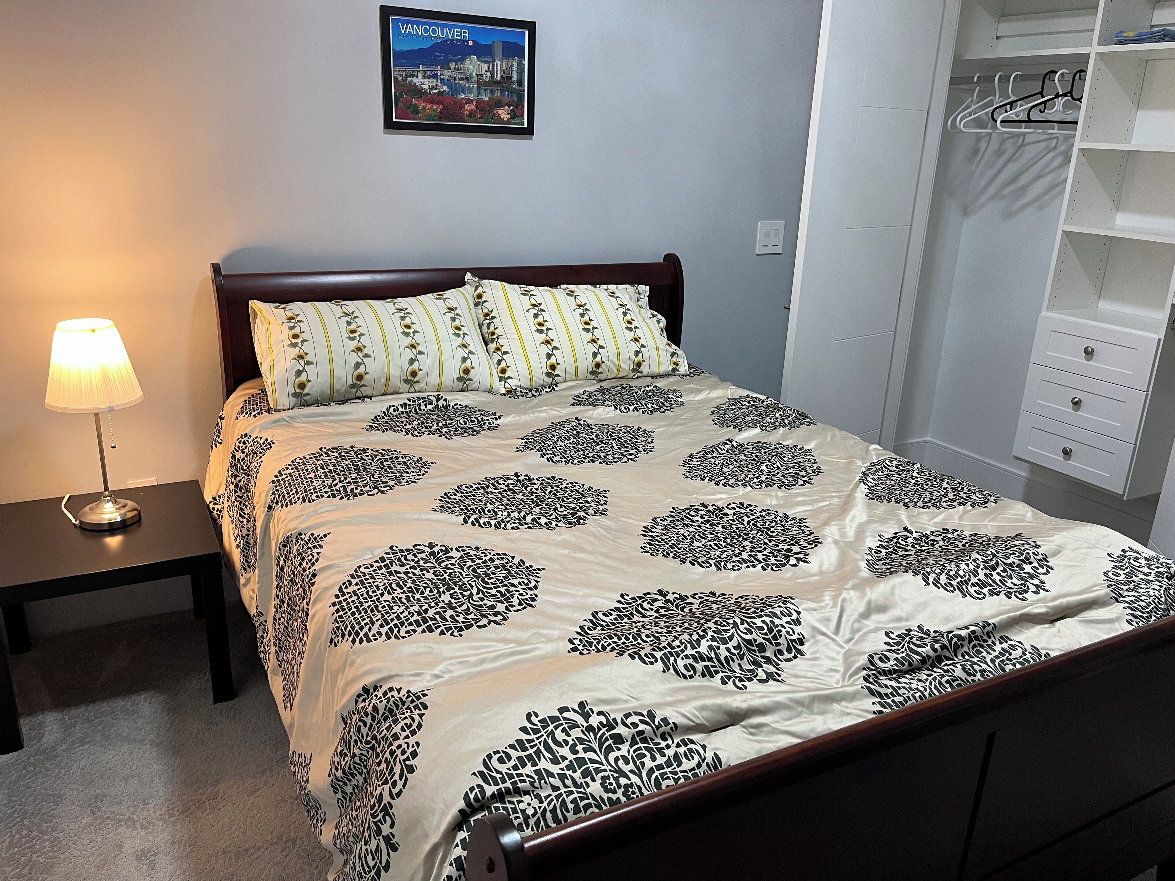 1 bedroom, WiFi (free), bed sheets